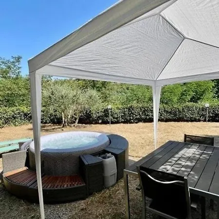 דירה Rustico Jacuzzi & Wine La Collina