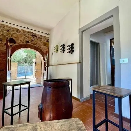 Rustico Jacuzzi & Wine